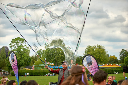 giant bubble man show